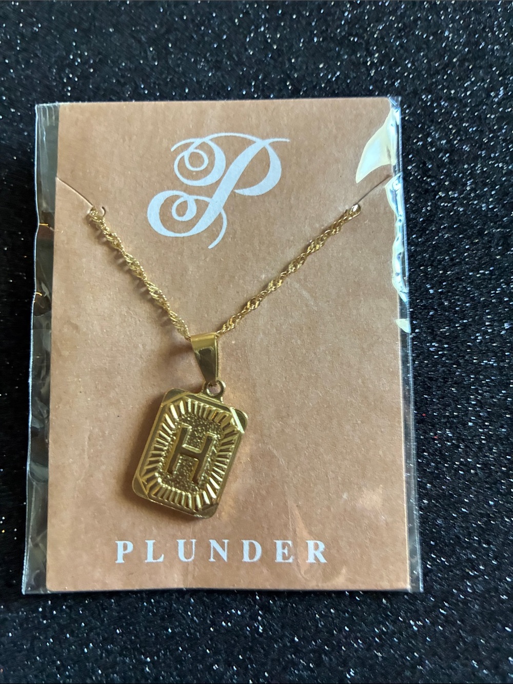 Plunder Gold Rectangular 'H' Pendant Necklace - Gold
